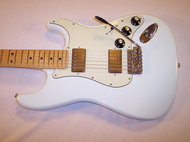 Blacktop Stratocaster HH Picture 8